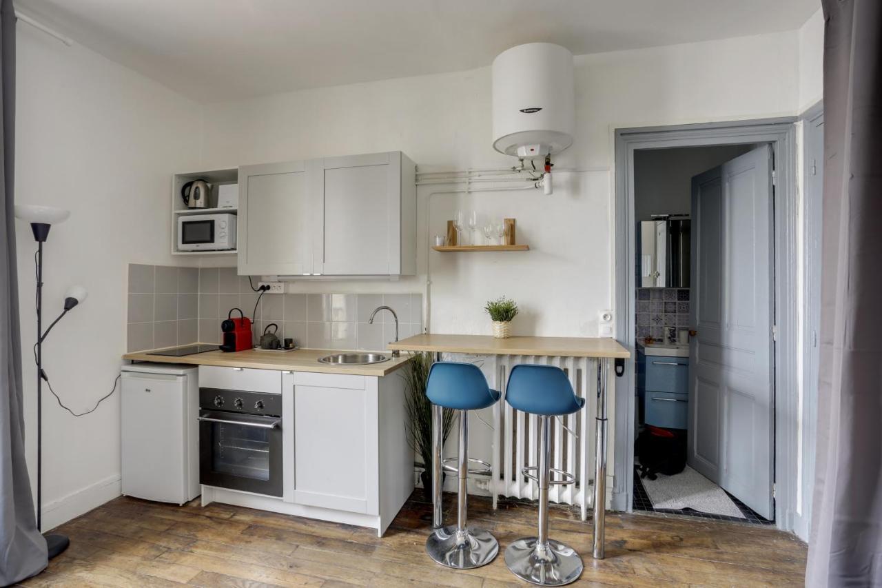 Apartament Le Mousquetaire Wersal Zewnętrze zdjęcie